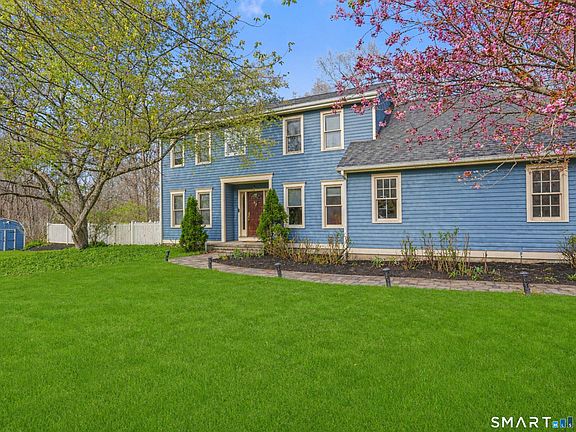 3rd image of 23 Rockridge Terrace