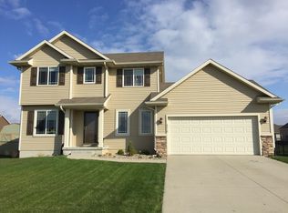 4710 NW 4th St, Ankeny, IA 50023