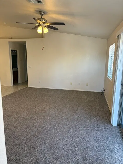 2 bed, 1065 sqft, $1,400 — Photo 1