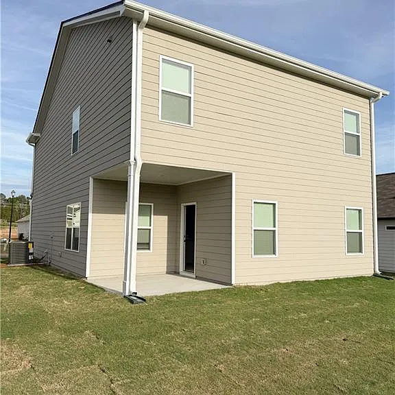 145 Oak St — Photo 18