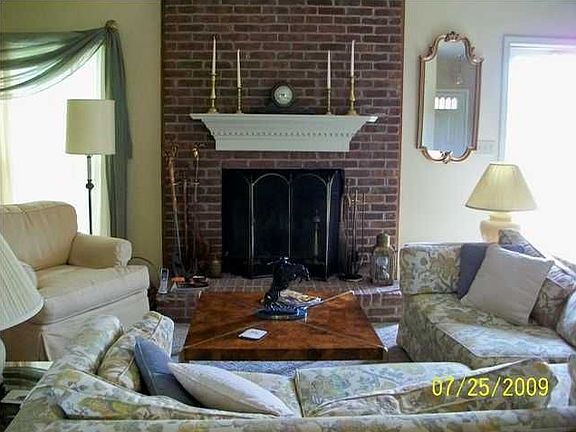 5th image of 2785 Brassfield Cir