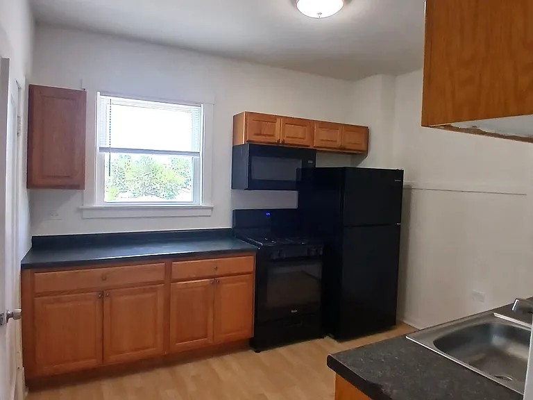 4644 W Palmer St #2 — Photo 4