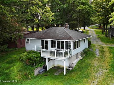 57 Lake Shore Dr, Equinunk, PA, 18417