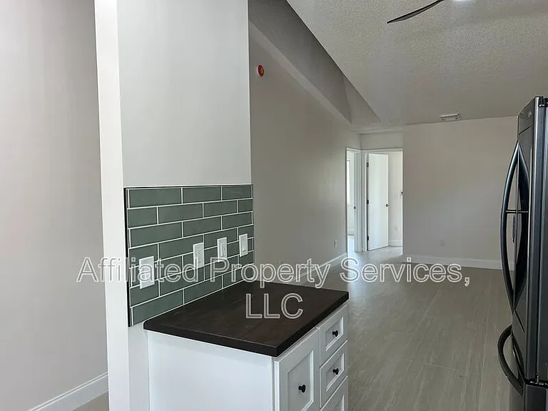 5214 Stacy St #20 — Photo 6