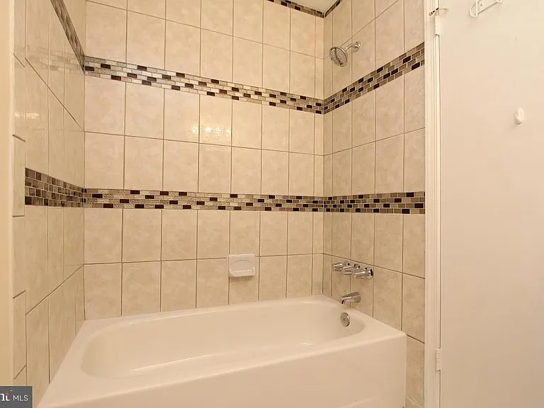 1507 Ingram Ter — Photo 8