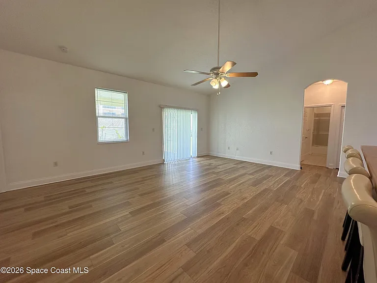 616 Manatee Bay Dr — Photo 11