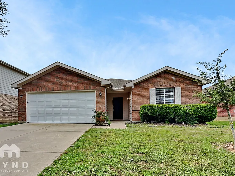 8916 Chisholm Trl — Photo 1