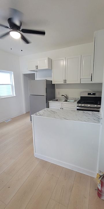 1st image of 2513 Youman St #2513