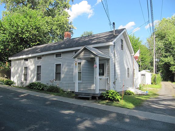 2nd image of 3104 Lake St