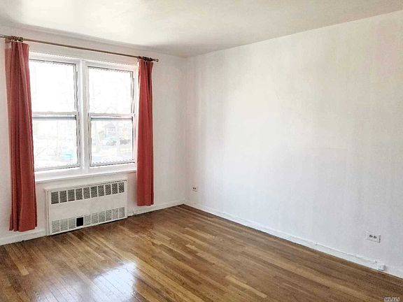 4th image of 42-40 Bowne St APT 2E