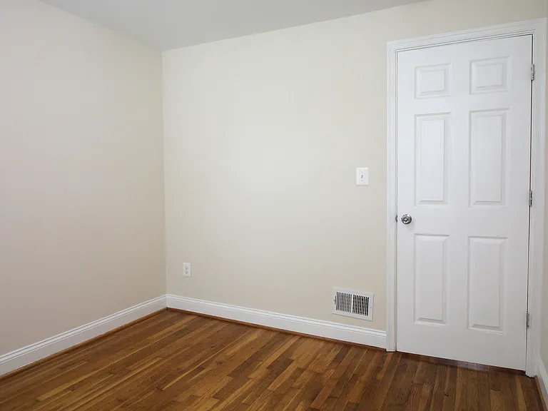 1008 Parksley Ave — Photo 15