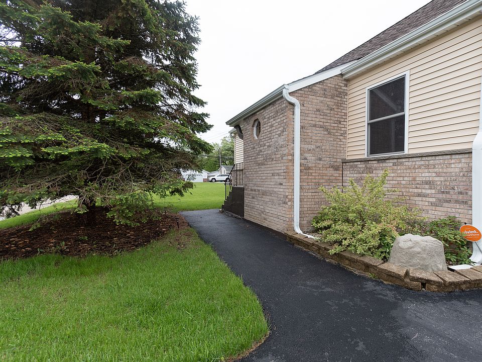 10070 W Beach Rd, Beach Park, IL 60087 Zillow