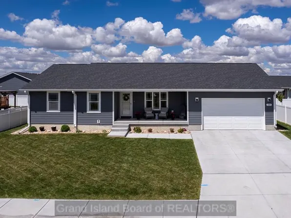 4338 Thomas St, Grand Island, NE 68803