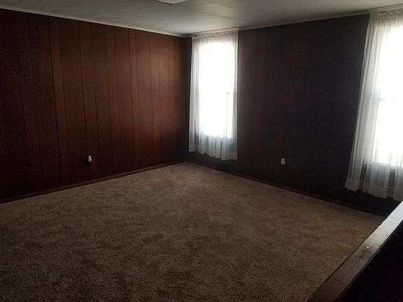 Master bed room