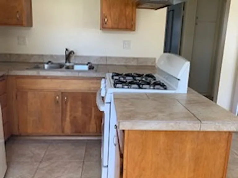 204 N O St — Photo 8