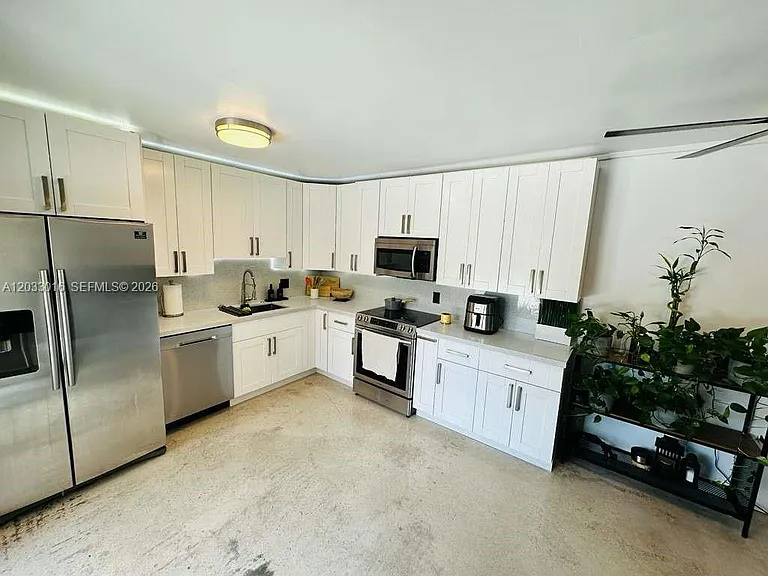 2601 Garden Ct — Photo 1