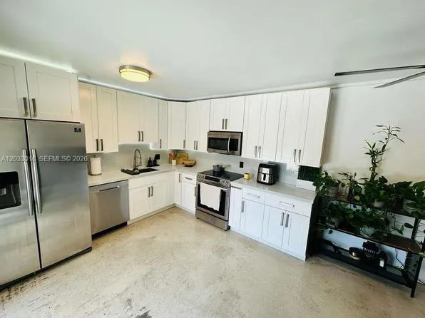 2601 Garden Ct, Cooper City, FL 33026