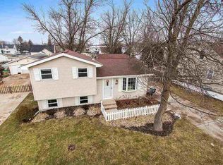 1818 W Summer St, Appleton, WI 54914