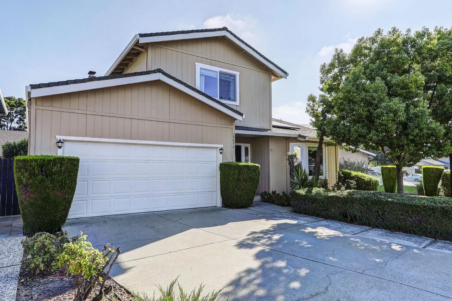 15040 Venetian Way photo 1