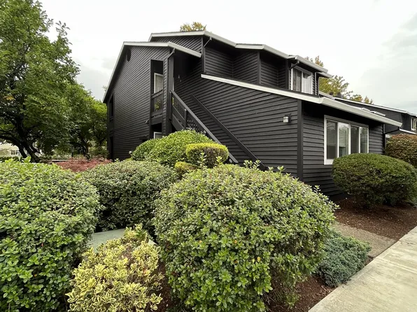 9365 SW 146th Ter APT 1, Beaverton, OR 97007