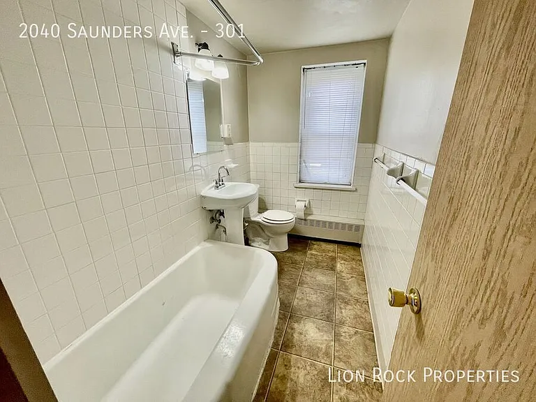 2040 Saunders Ave #301 — Photo 6