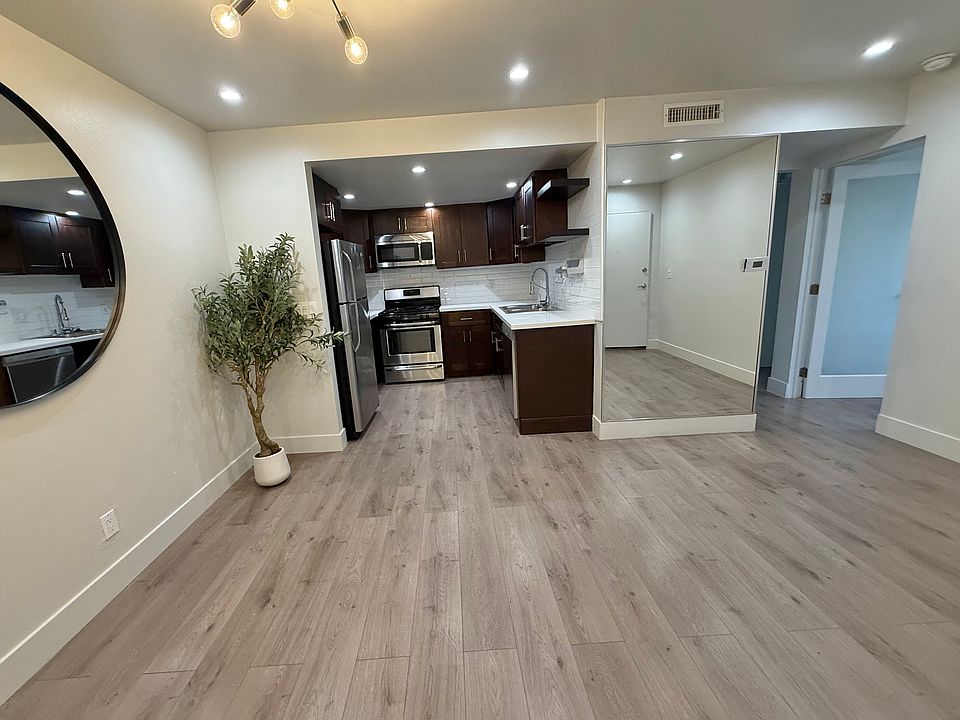 1st image of 3760 Sawtelle Blvd APT 105