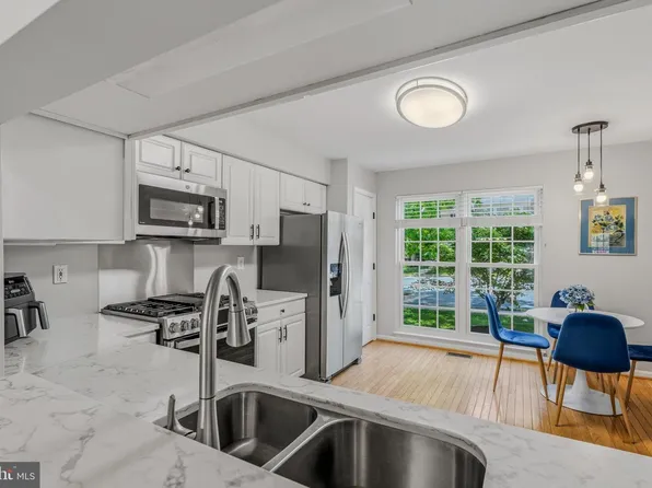 743 Leister Dr, Lutherville Timonium, MD 21093
