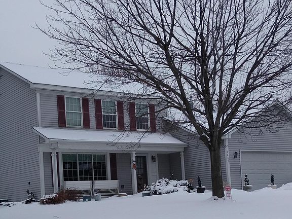 3rd image of 2446 Pond Ave E