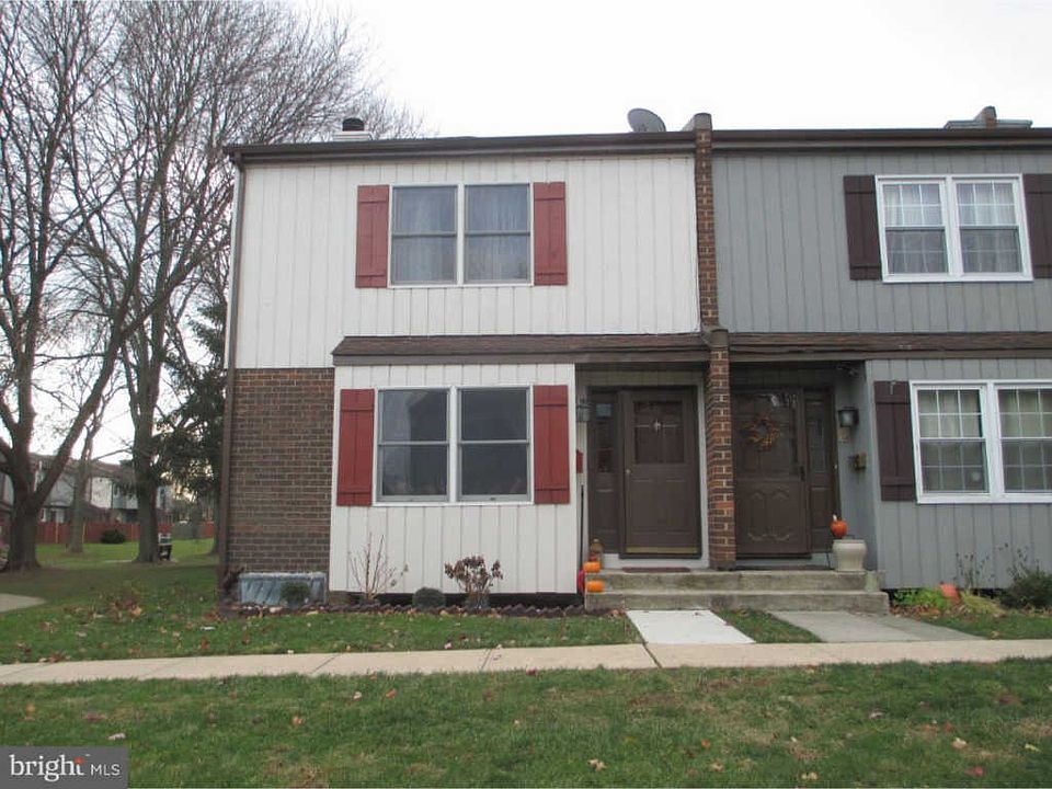 1st image of J17 Shirley Ln