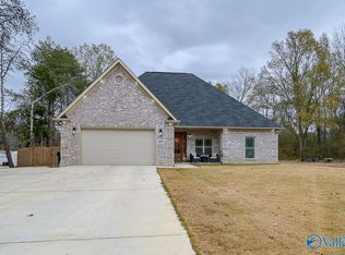 1657 Scott Rd, Hazel Green, AL 35750
