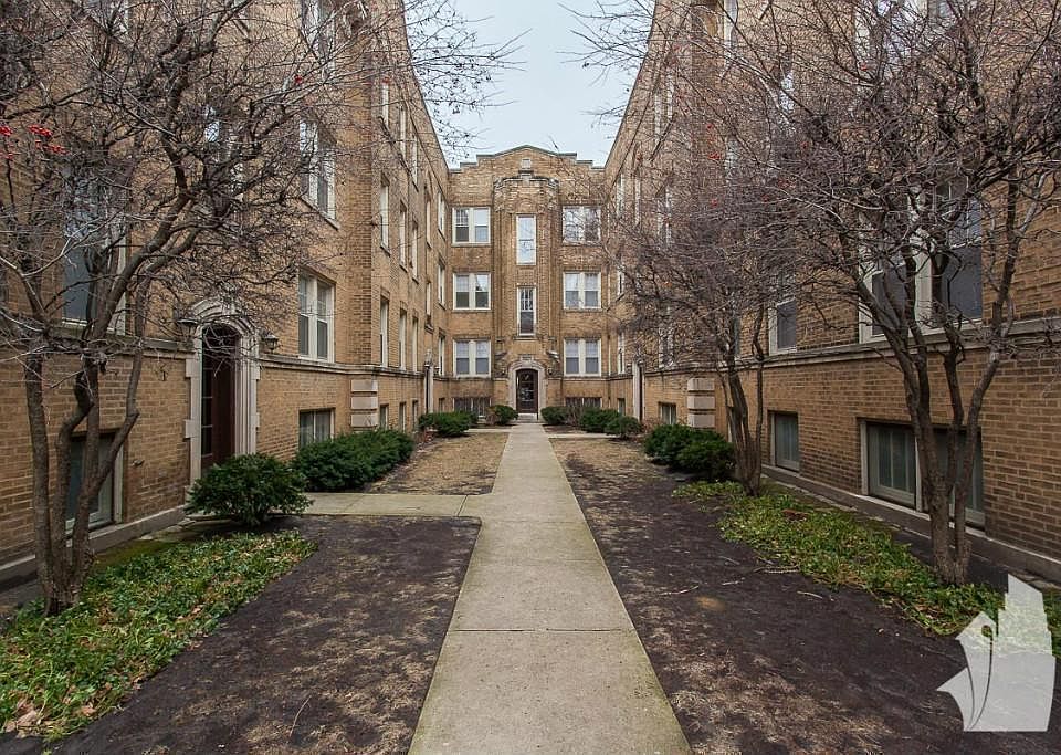 1st image of 2100 W Ainslie St #3