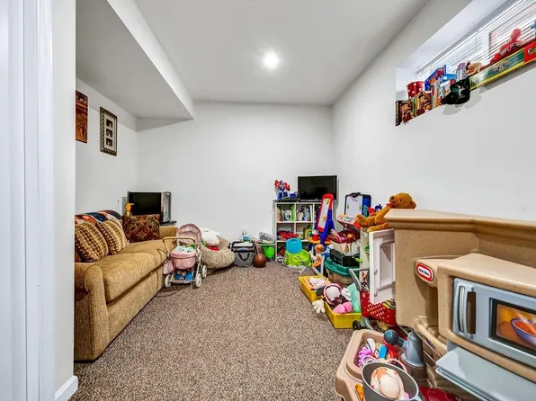 629 Marcy Avenue image 21 of 37