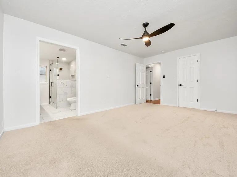 1319 Forsythe Ln — Photo 14