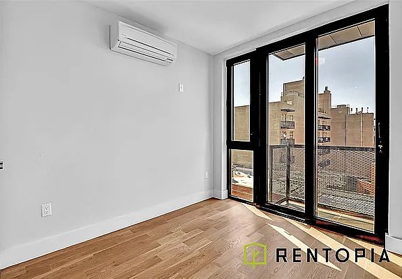 5th image of 5 Withers St #3E