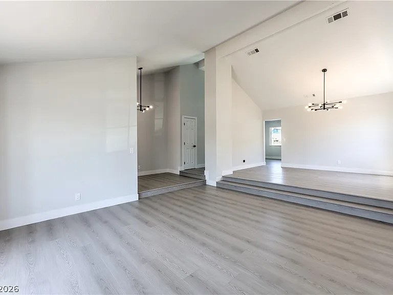 6348 Vicuna Dr — Photo 5