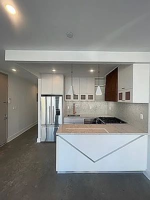 5th image of 18 Melrose St #2