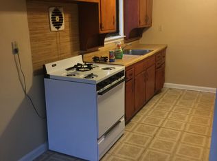 2515 37th St, Astoria, NY 11103