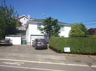 2405 W Boston St, Seattle, WA 98199