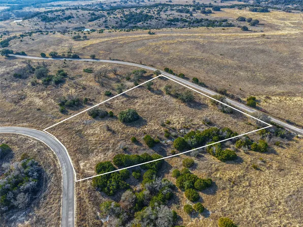 277 Grand Canyon Dr, Oglesby, TX 76561