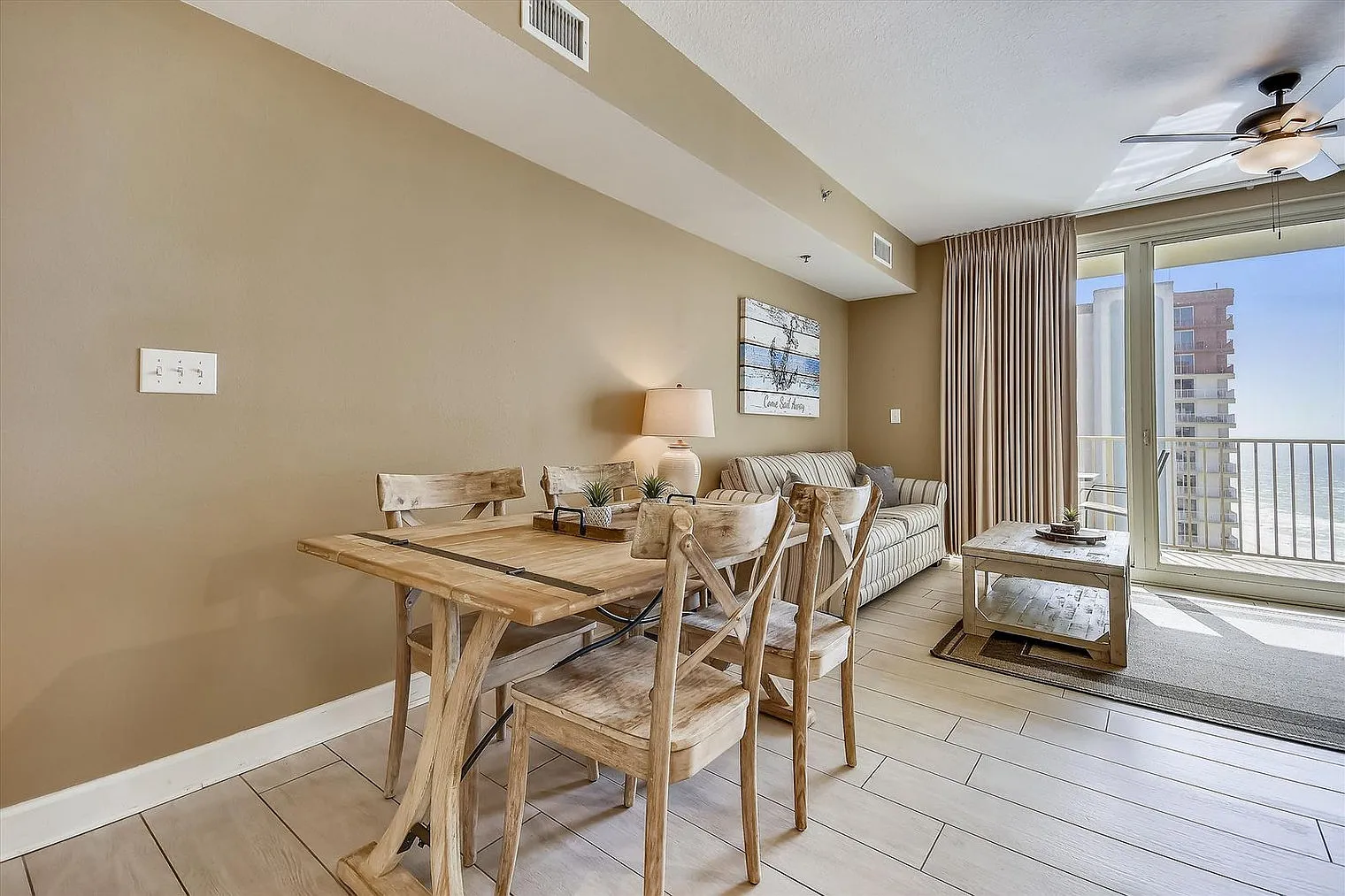 2 bed, 3.0 bath, 1280 sqft, $3,299 — Photo 2