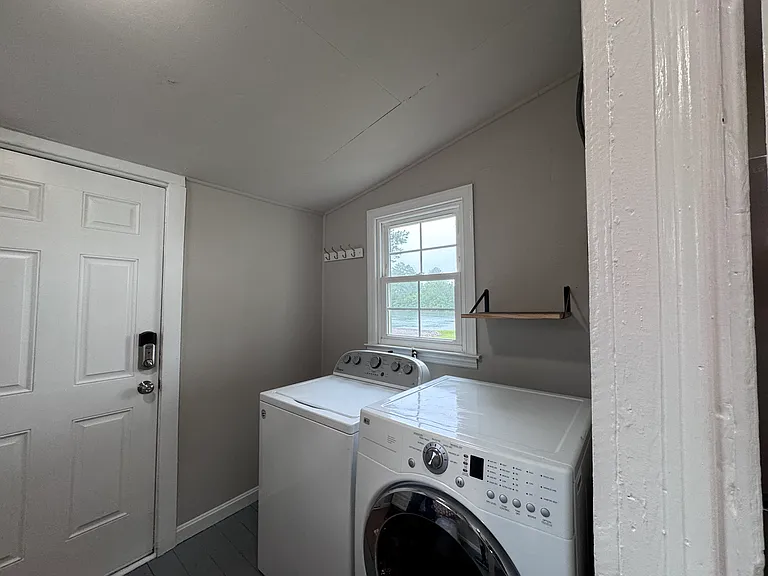 1801 Old Fairground Rd — Photo 10
