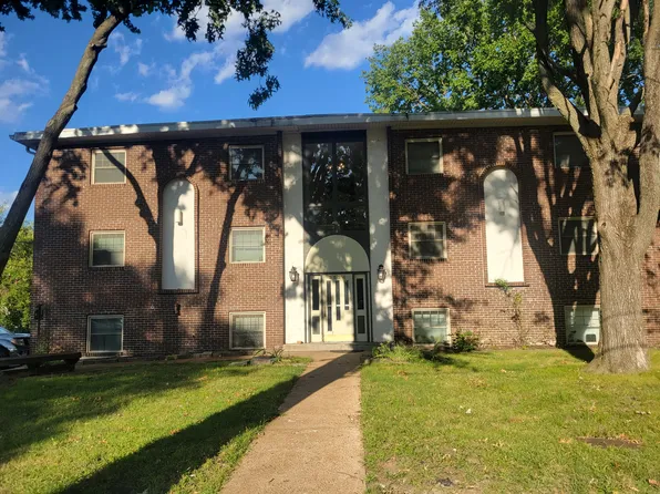 Roseland Terrace Apartments