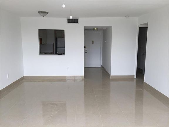 3rd image of 3702 NE 171st St APT 16