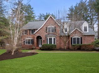 12 Thornberry Ln, Sudbury, MA 01776