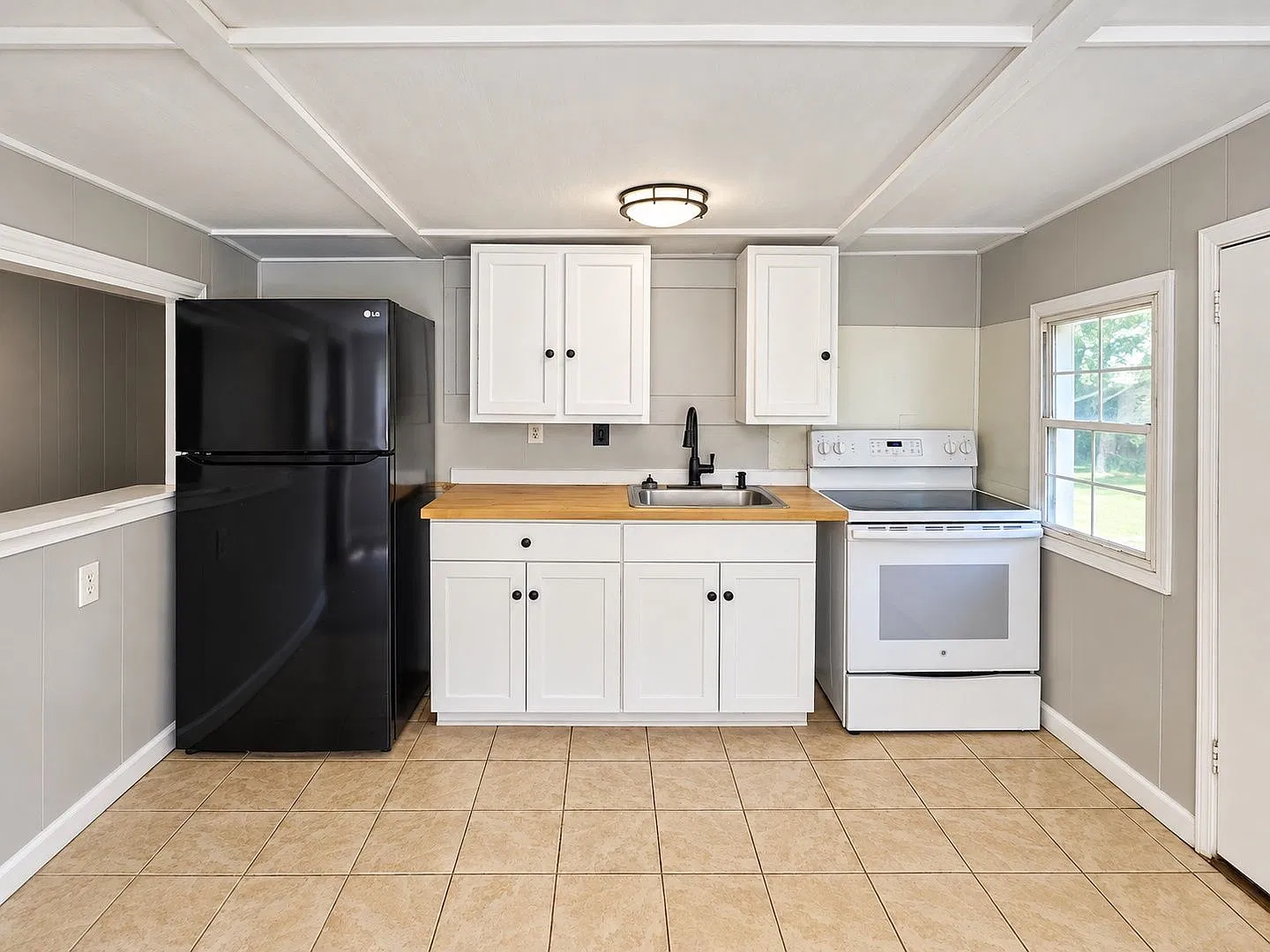 1 bed, 1.0 bath, 750 sqft, $895 — Photo 4