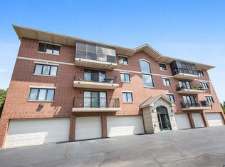 6860 Winding Trl #102, Oak Forest, IL 60452