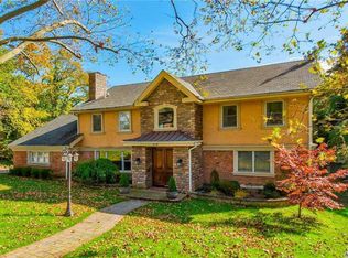 316 Melbourne Rd, Great Neck, NY 11021