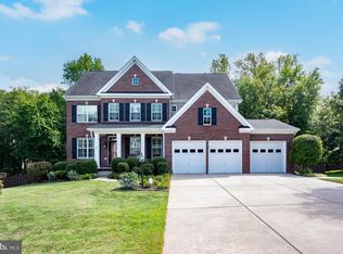 13004 Queen Chapel Rd, Woodbridge, VA 22193