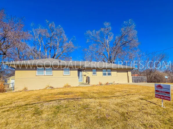 2715 Meadow Ln, West Des Moines, IA 50265