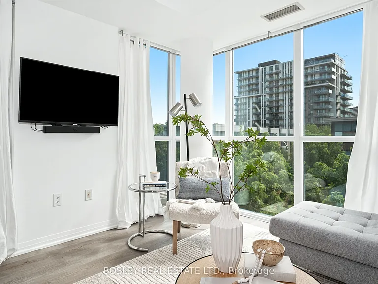 25 Cole St #317 — Photo 2